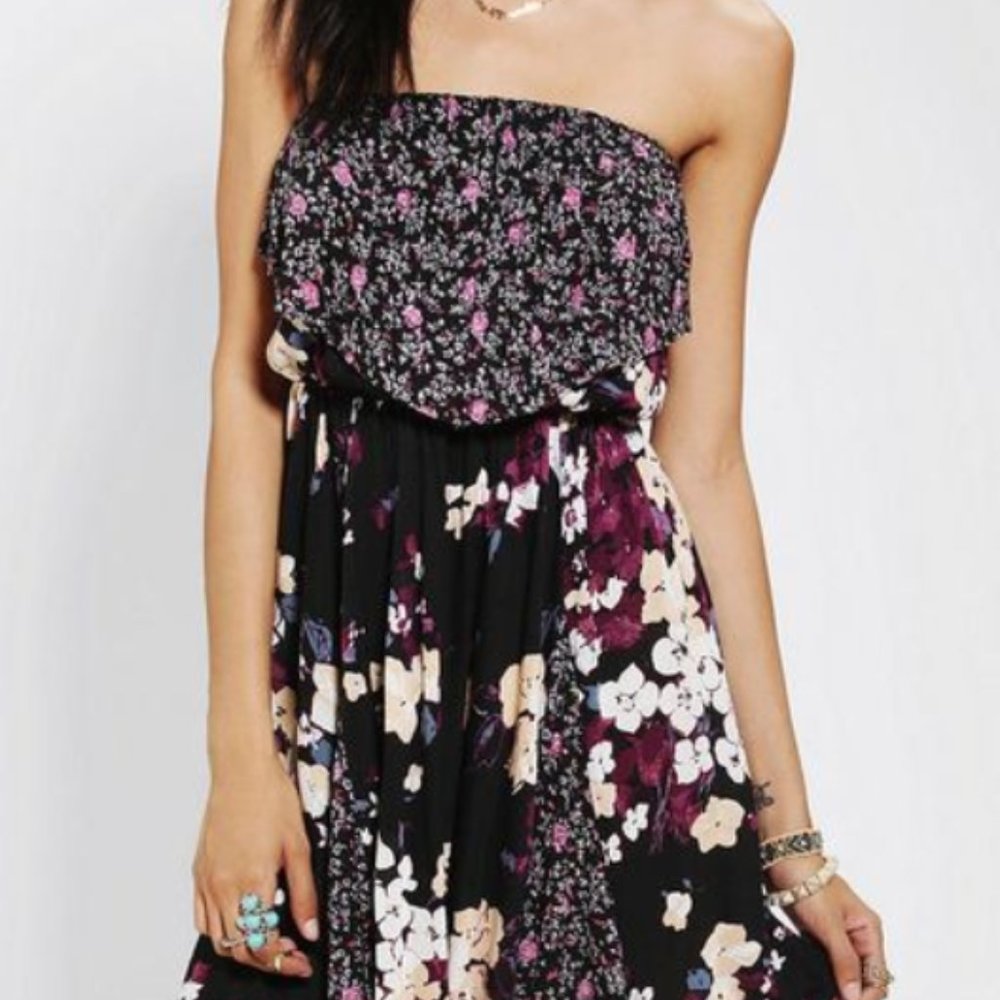 Urban Outfitters floral strapless dress